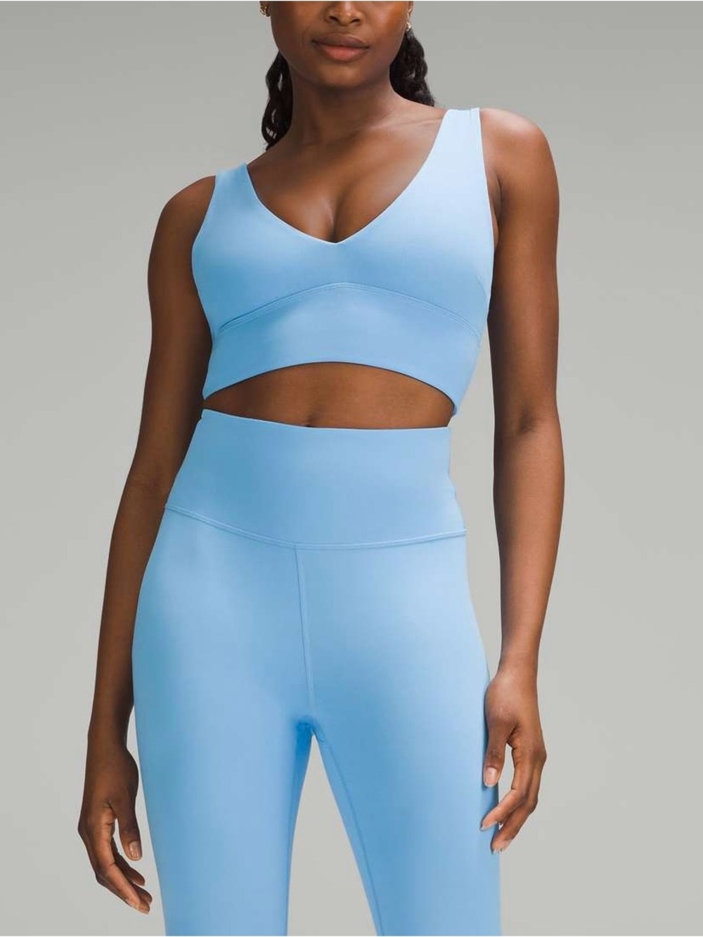 #87 Lululemon Align V-Neck Bra Light Support C/D Cup Aero Blue Size 4